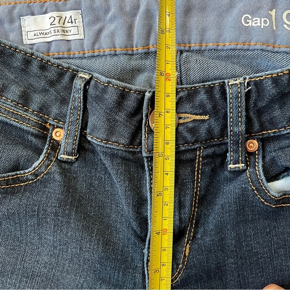 GAP always skinny low rise dark wash jeans size 4 preppy y2K 2000s